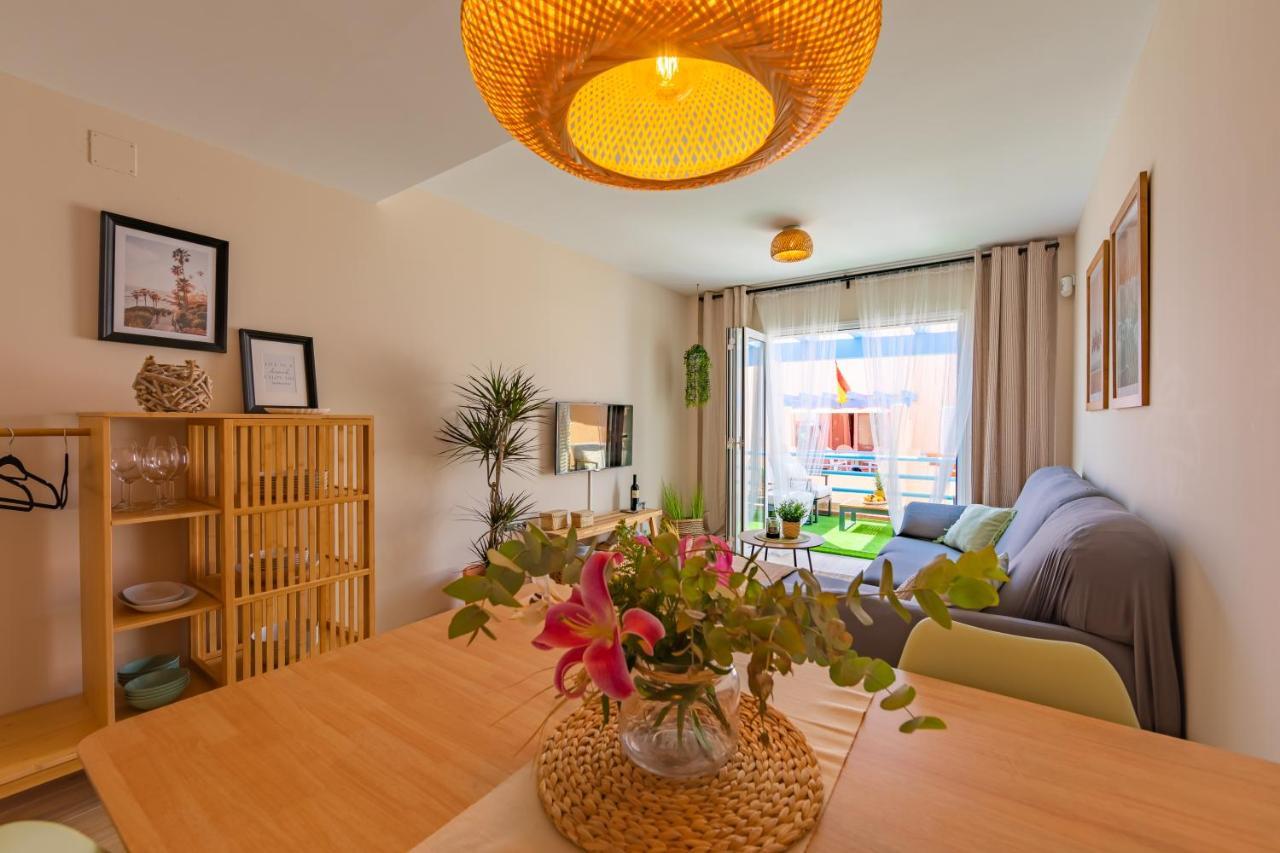 Beachfront, Pool, Terrace, Garage & Fibre Internet Tarifa Bagian luar foto
